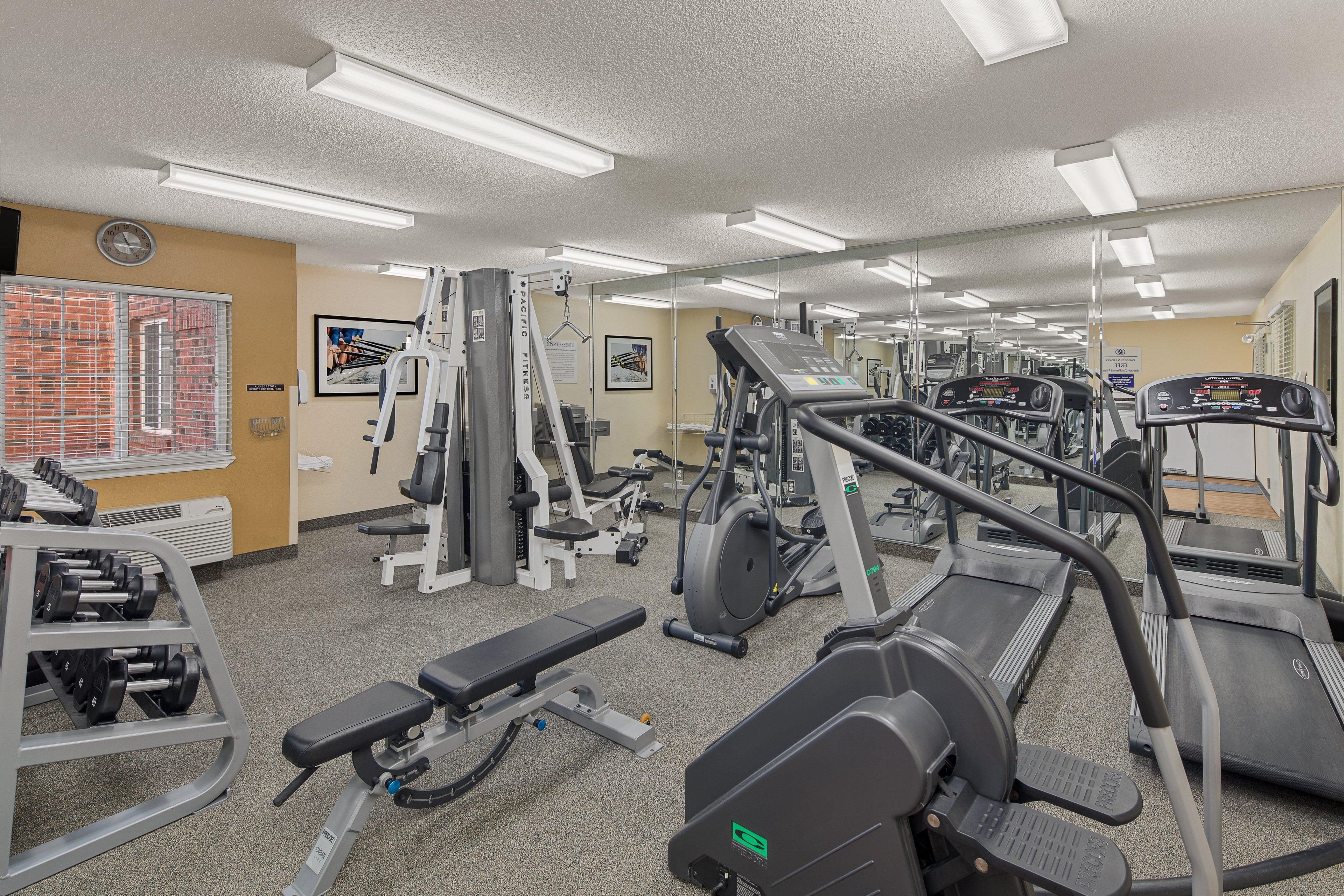 Candlewood Suites Raleigh Crabtree By Ihg Exterior photo