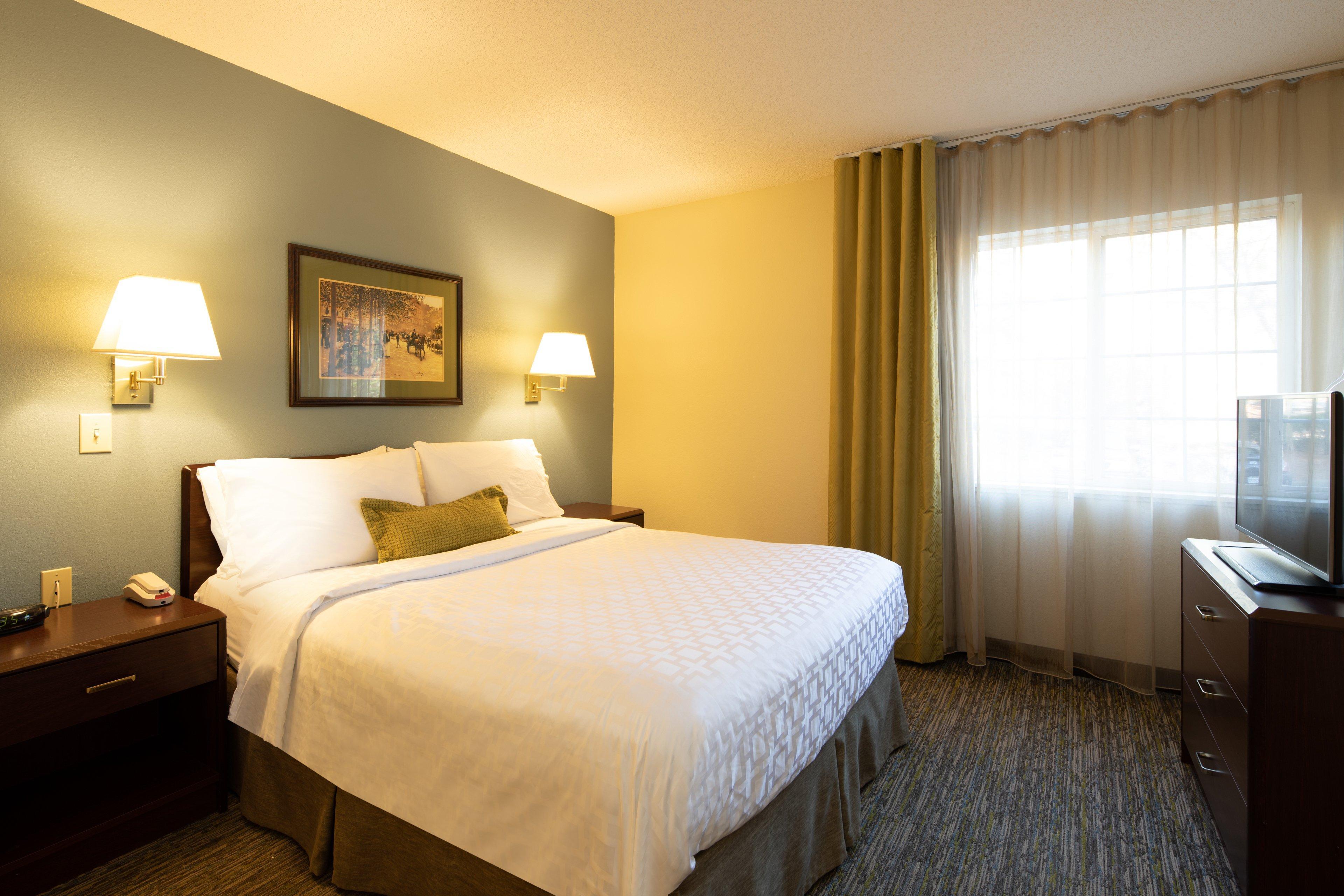 Candlewood Suites Raleigh Crabtree By Ihg Exterior photo