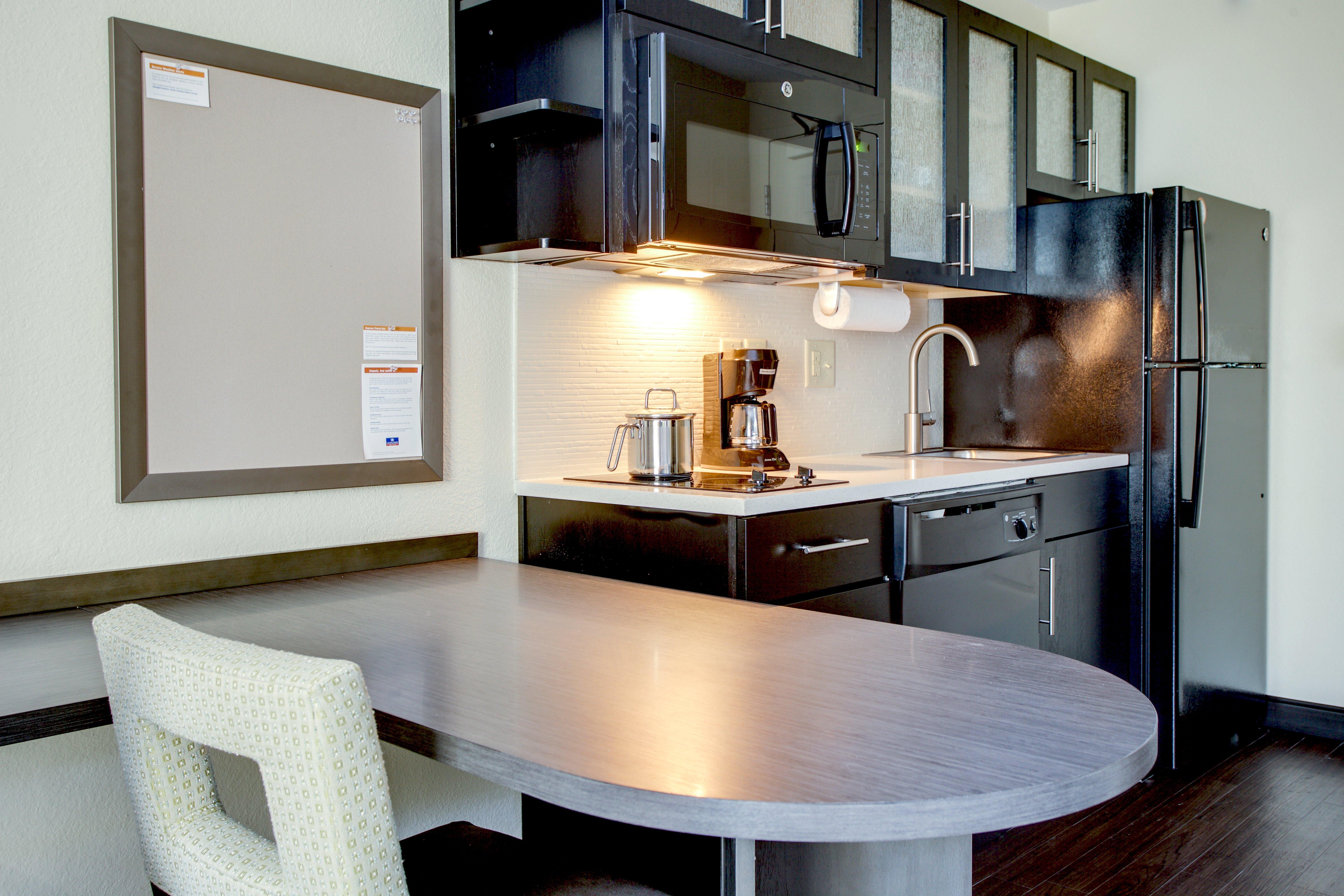 Candlewood Suites Raleigh Crabtree By Ihg Exterior photo