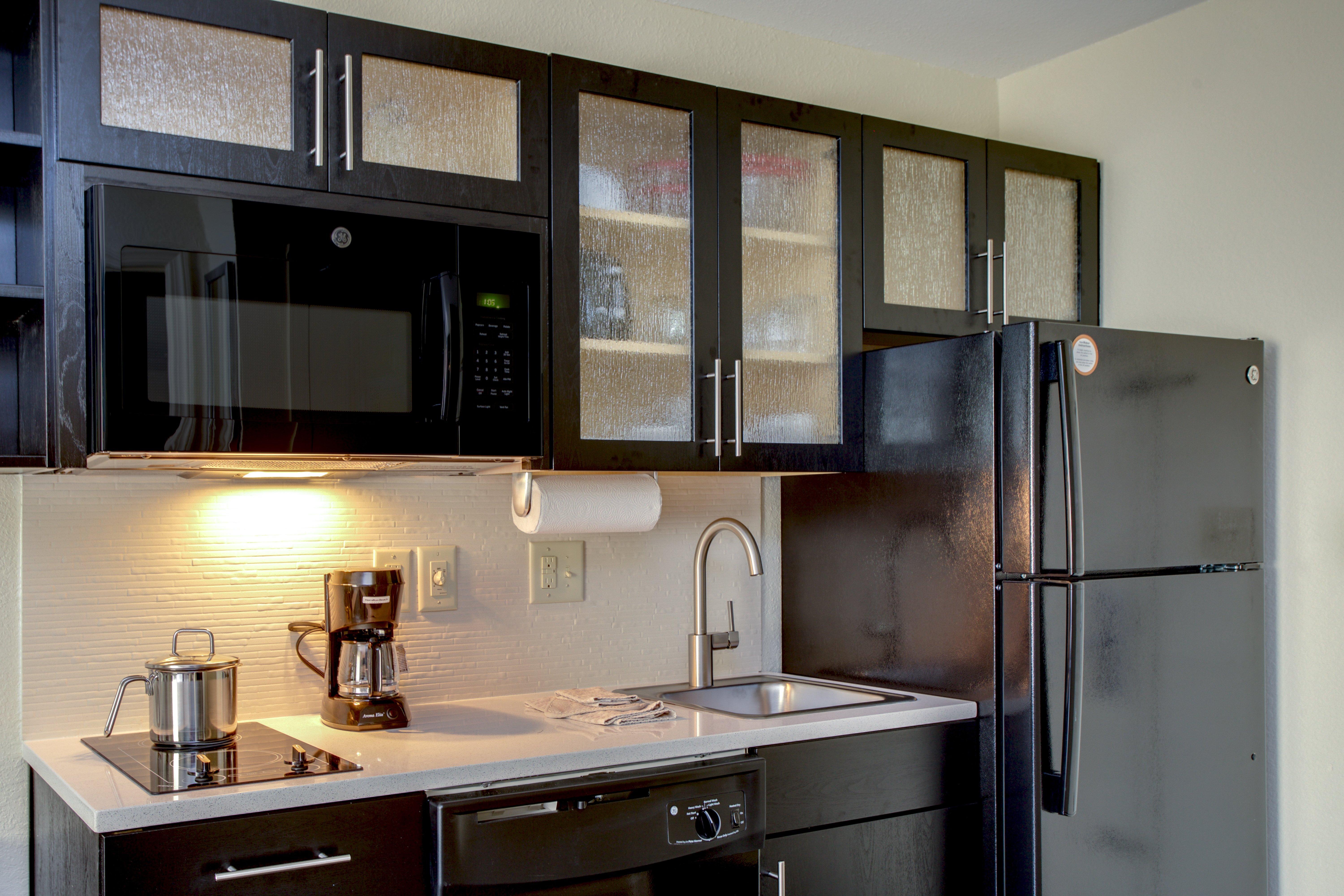 Candlewood Suites Raleigh Crabtree By Ihg Exterior photo