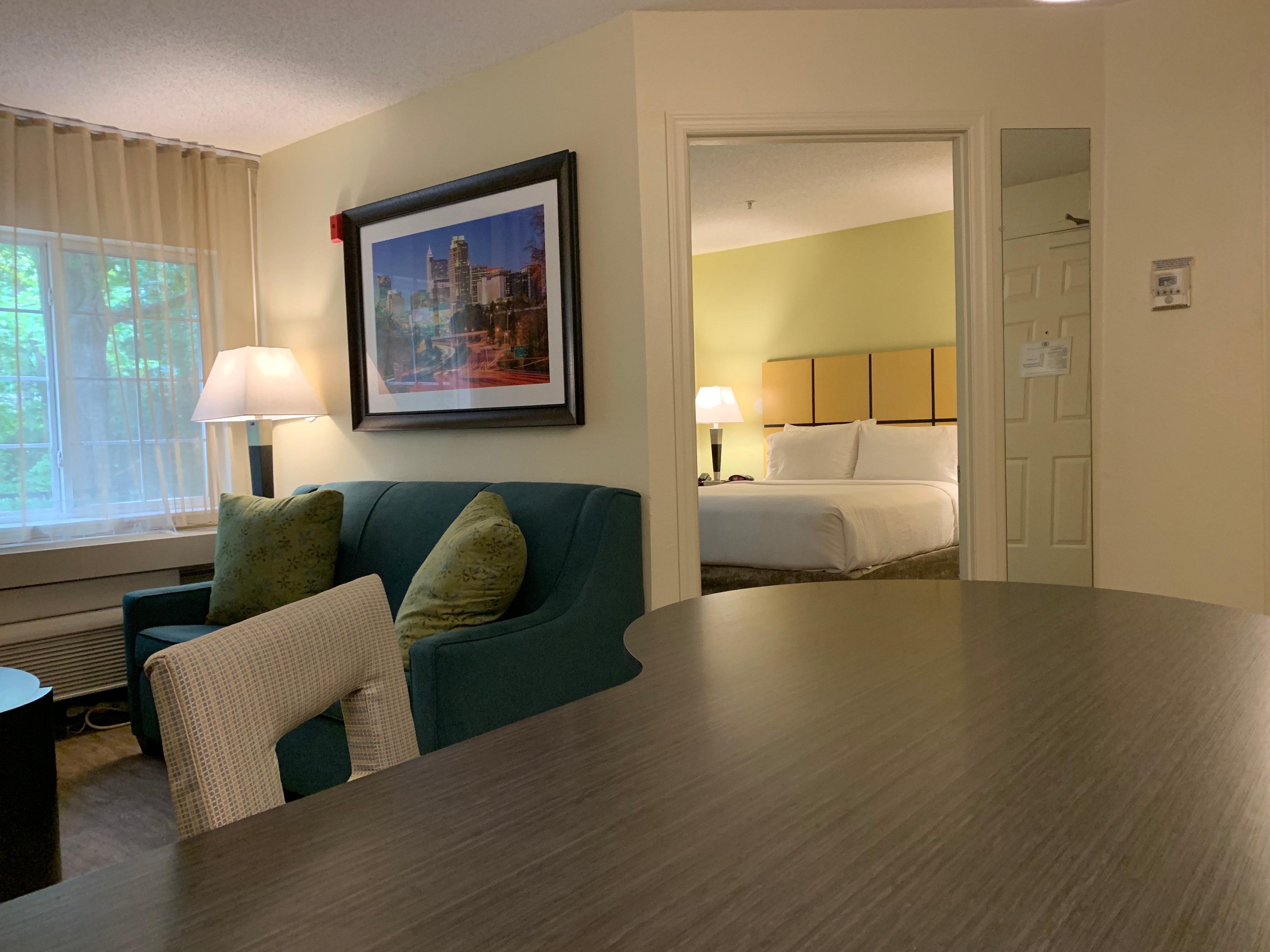 Candlewood Suites Raleigh Crabtree By Ihg Exterior photo