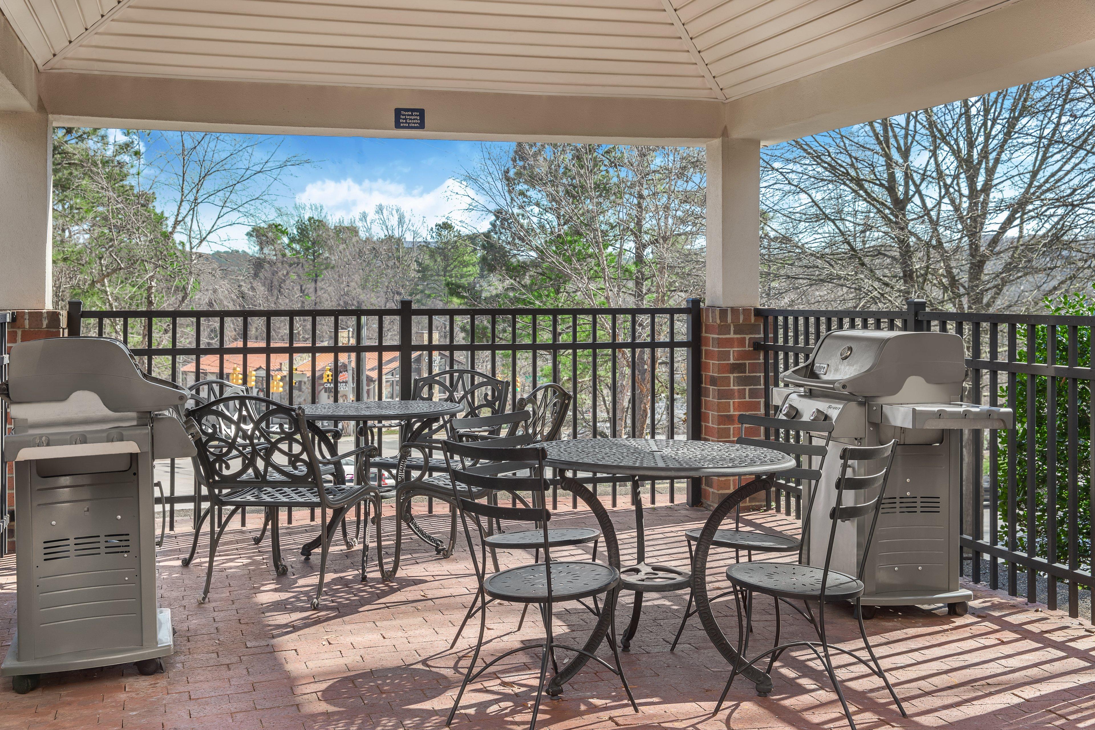 Candlewood Suites Raleigh Crabtree By Ihg Exterior photo