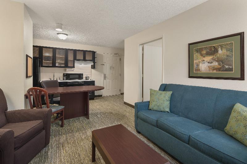 Candlewood Suites Raleigh Crabtree By Ihg Exterior photo